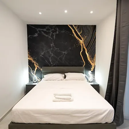 Gaudioso Center Apartment Naples