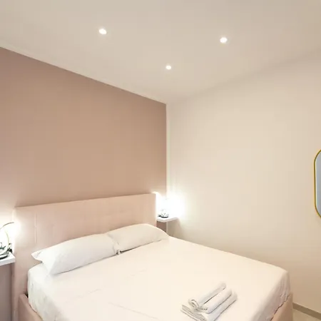 Gaudioso Center Apartment *