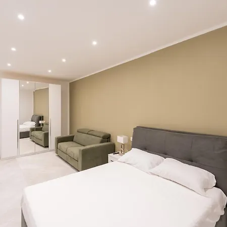 Gaudioso Center * Neapel