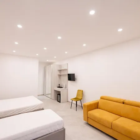 Apartment Gaudioso Center Neapel